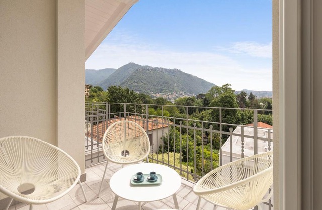 Olmo Suites