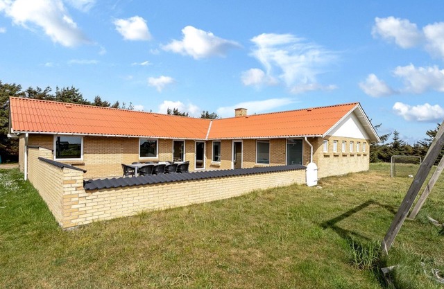 "Oluffa" - 350m from the sea by Interhome