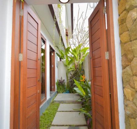 Ombak Villas Cemagi Loft