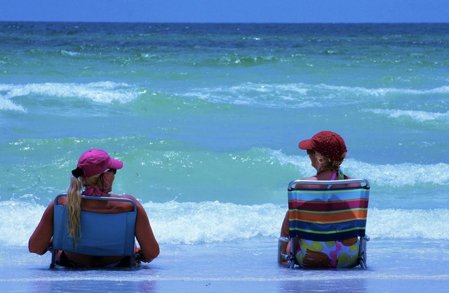 On Siesta Key Beach, View, pool, 2 Bed 2 Ba, plus pull out Queen,