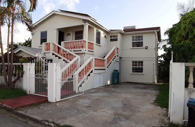 On the beautiful West Coast. Douglas, St. Peter, Barbados (Apt A)
