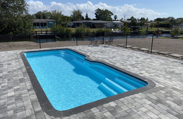 On Water- Private Pool - Near Beaches - Pet Friendly
