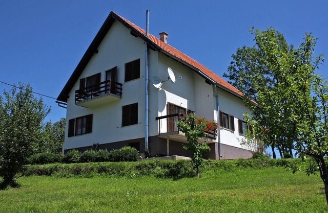 One bedroom apartment with air-conditioning Smoljanac, Plitvice (A-5194-c)