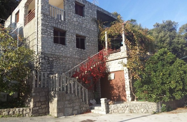 One bedroom apartment with balcony and sea view Cove Crkvice, Pelješac (A-17667-b)