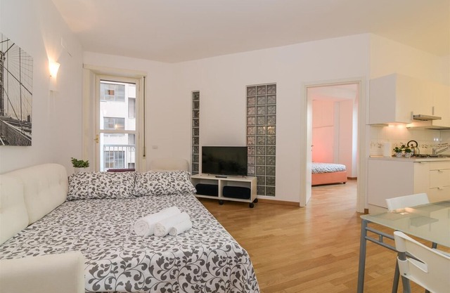 One bedroom apartment in Fieramilanocity