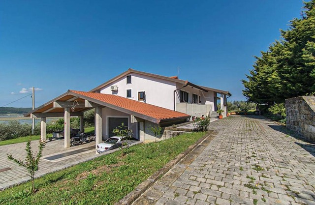 One-Bedroom Apartment in Portoroz