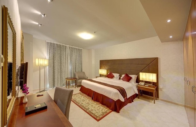One Bedroom Apartment Near Day To Day Al Karama