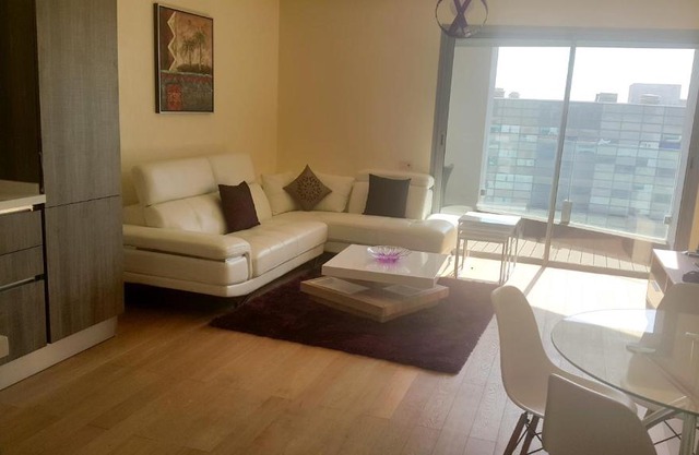 One bedroom appartement with sea view enclosed garden and wifi at Casablanca