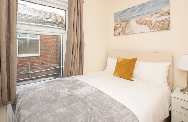 One Bedroom Flat for Contractors, Nurses & Couples