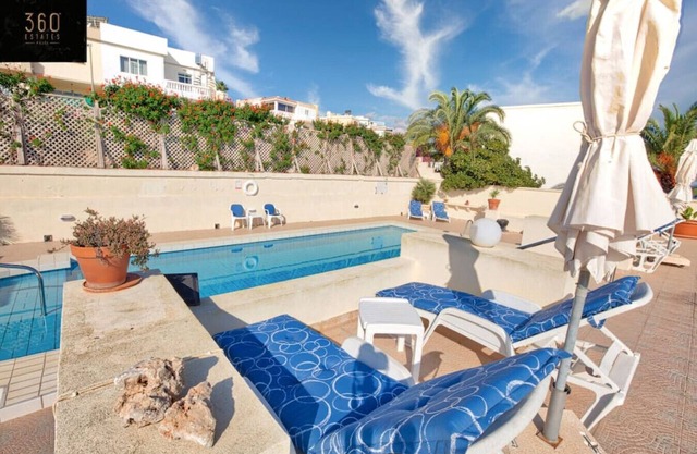One of a kind villa with WI-FI, Private pool & BBQ