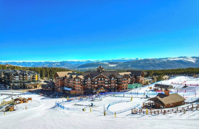 One Ski Hill 2BR Penthouse B Slopeside Ski-In/Out w/Gondola Views