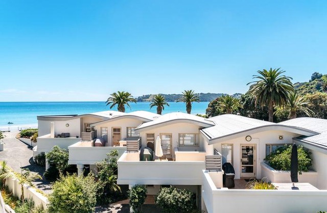 Onetangi Beach Apartments