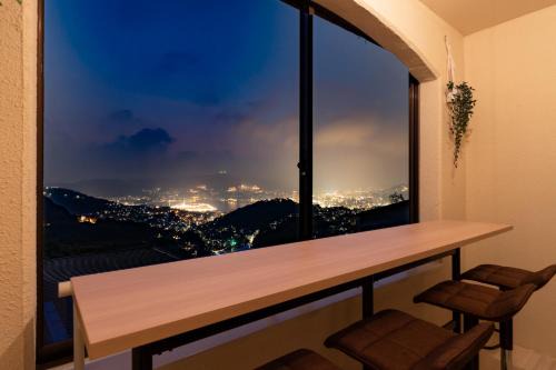 Only Stay in Nagasaki with World's Top 3 Night View 長崎夜景ステイ- Lotus 長崎