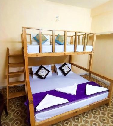 Orange sky home stay gadaGushaini near jibhi