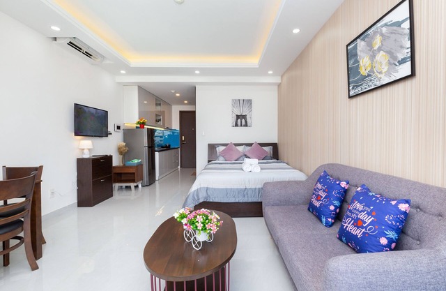 Orchad Apartment 1BR near aiport, free POOL, GYM, BBQ.