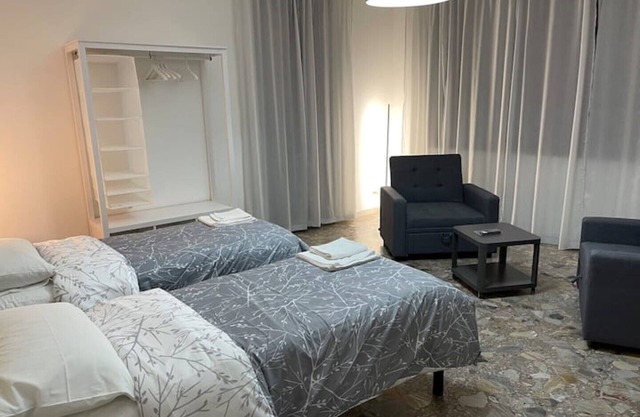 OTB 3 - Spacious retreat for families and groups between Venice and Treviso with 3 rooms