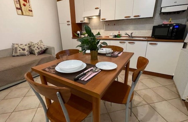 OTB 6 - Shelter for families and friends with parking space between Venice and Treviso