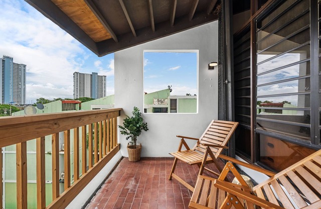Otium Ideal Marina Getaway Balcony Parking