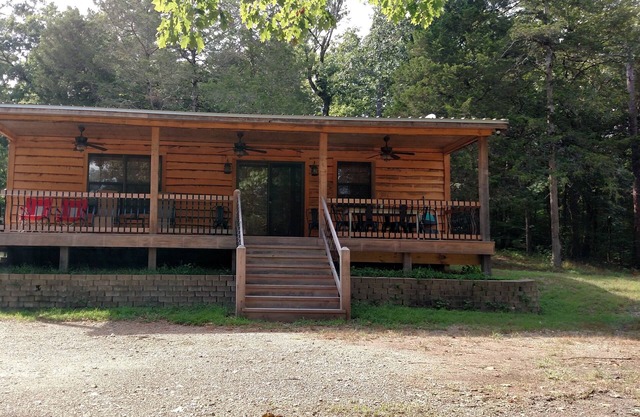 Ouachita River Cabin