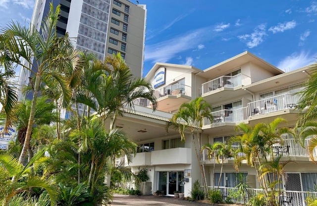 Outrigger Burleigh