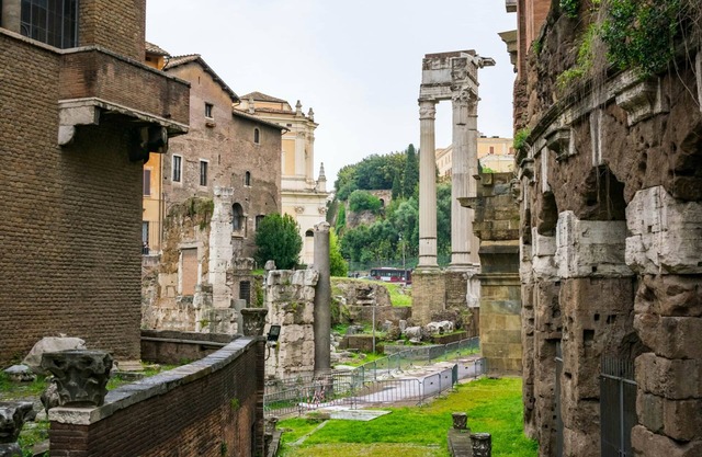 Over the Roman ruins