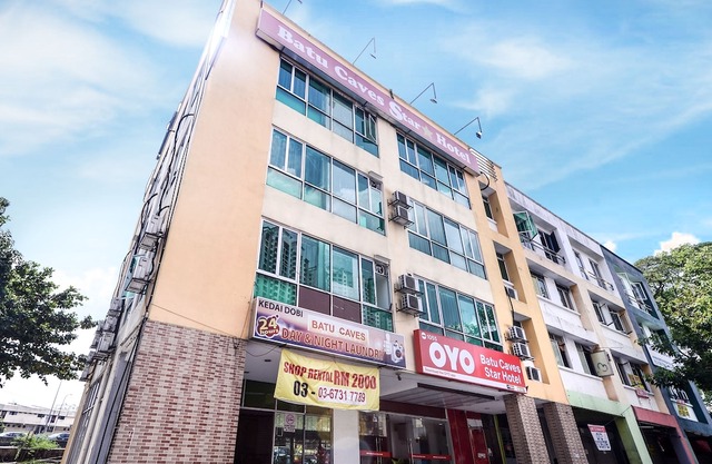 OYO 1055 Batu Caves Star Hotel