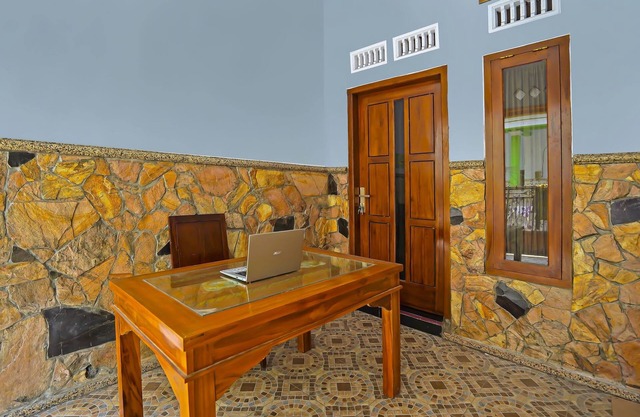 OYO 92416 Salsabila Homestay