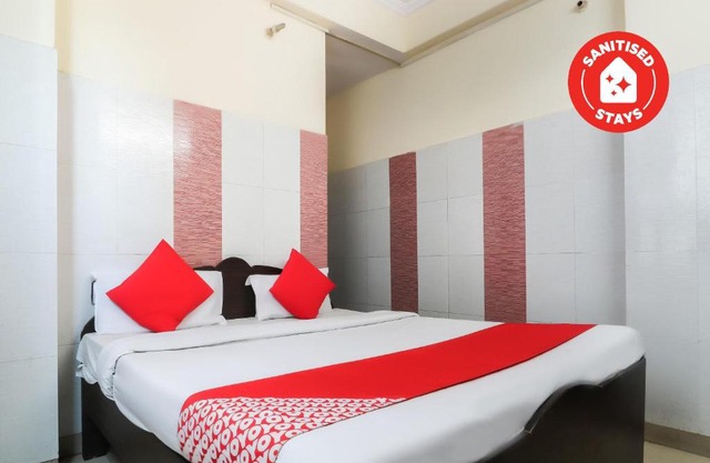 OYO Flagship 60768 Hotel Star Palace