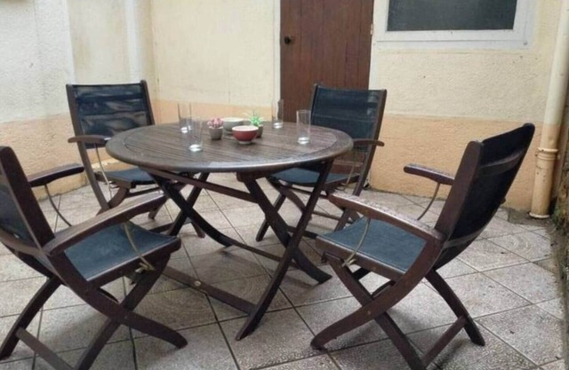 Oyon Patio* T3 * 4pers * Station * Private courtyard