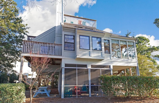 Oyster Catcher 32 Lake View 3BR 3BA Villa w Kitchen