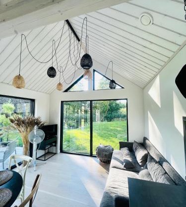 Pärli puhkemaja/Pearl riverside house