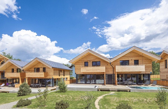 Panorama # 8 mit Sauna & Pool by Interhome