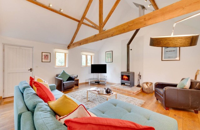 Packway Barn - Two Bedroom House, Sleeps 4
