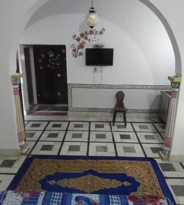 Pahasu House