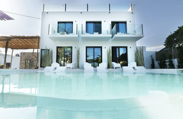 PAIISE Hotels
