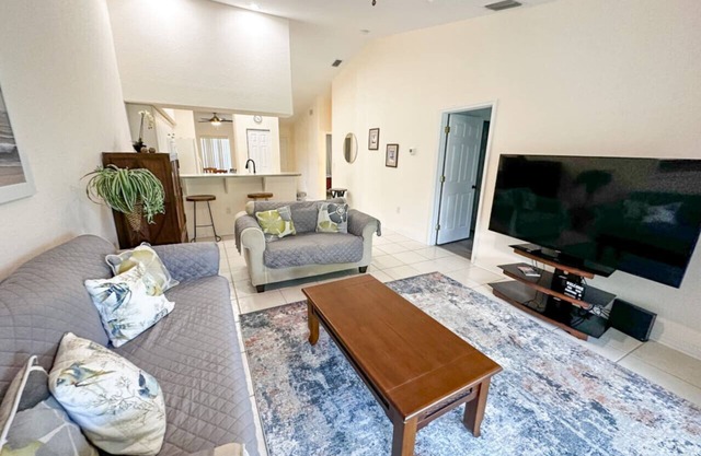 Palm Retreat near Englewood Beach