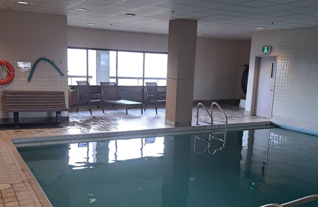 PANORAMIC STUDIO SWIMMING POOL SAUNA