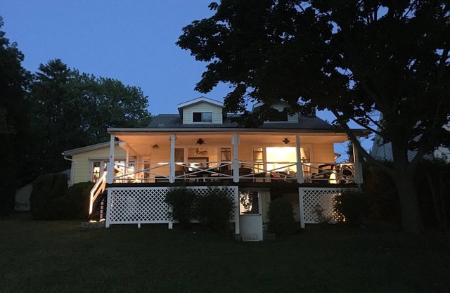 Panoramic Keuka Lake Views And Breathtaking Sunsets! Save Aug 16-23