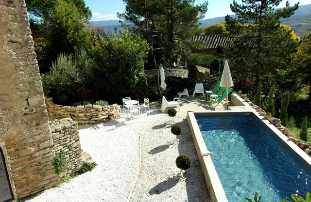 Panoramic view on Luberon in the heart of Goult village !