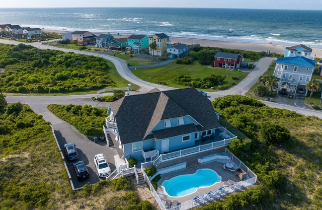 Panoramic View Steps from Beach - 4BD/4.5BA with Private Swimming Pool