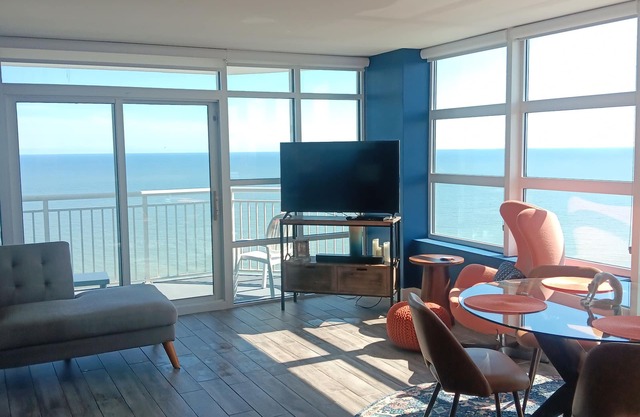 Panoramic Views from 20th floor Oceanfront Corner Condo