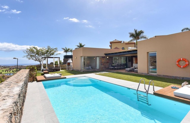 Par 4 Rental 24 Salobre by VillaGranCanaria