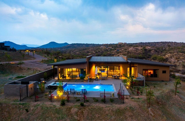 Paradise Canyon - Pool - Spa - Fire Pit - Mtn Views - Estate 1