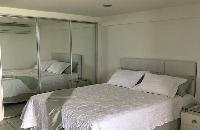 PARADISE FLAT - 14TH FLOOR - LUXURY APARTMENT