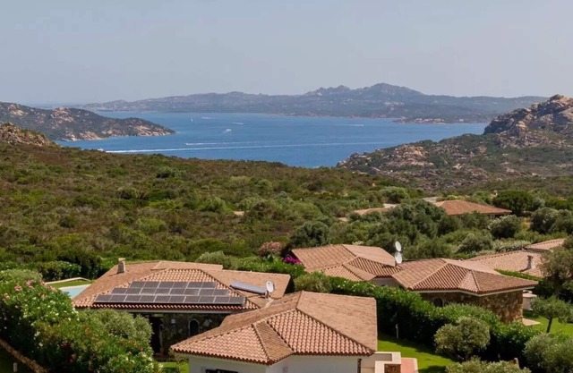 Paradise in Palau: Villa with Private Pool and Garden, vacation between sea and relaxation