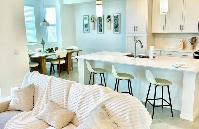 Paradise Palms -2 Bedroom 2 Bathroom Comfortable Vacation Getaway