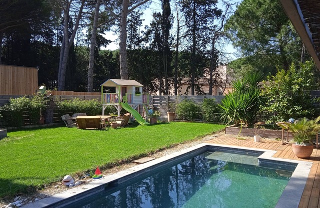 Paradise with heated pool Aigues Mortes
