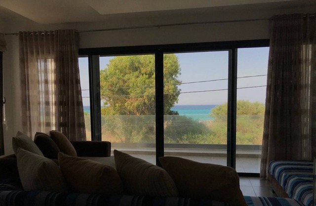 Paradize Villa Rima sea front