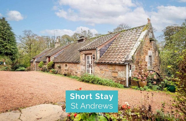 Park Mill Cottages | The Granary