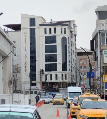 Pars Palas Hotel